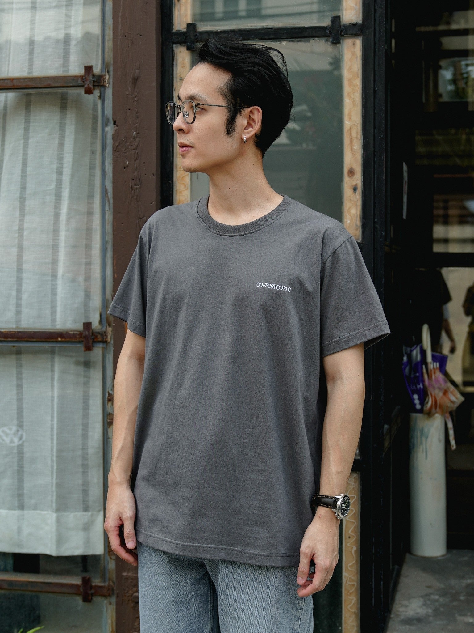 COFFEE STAND TEE - DARK GRAY
