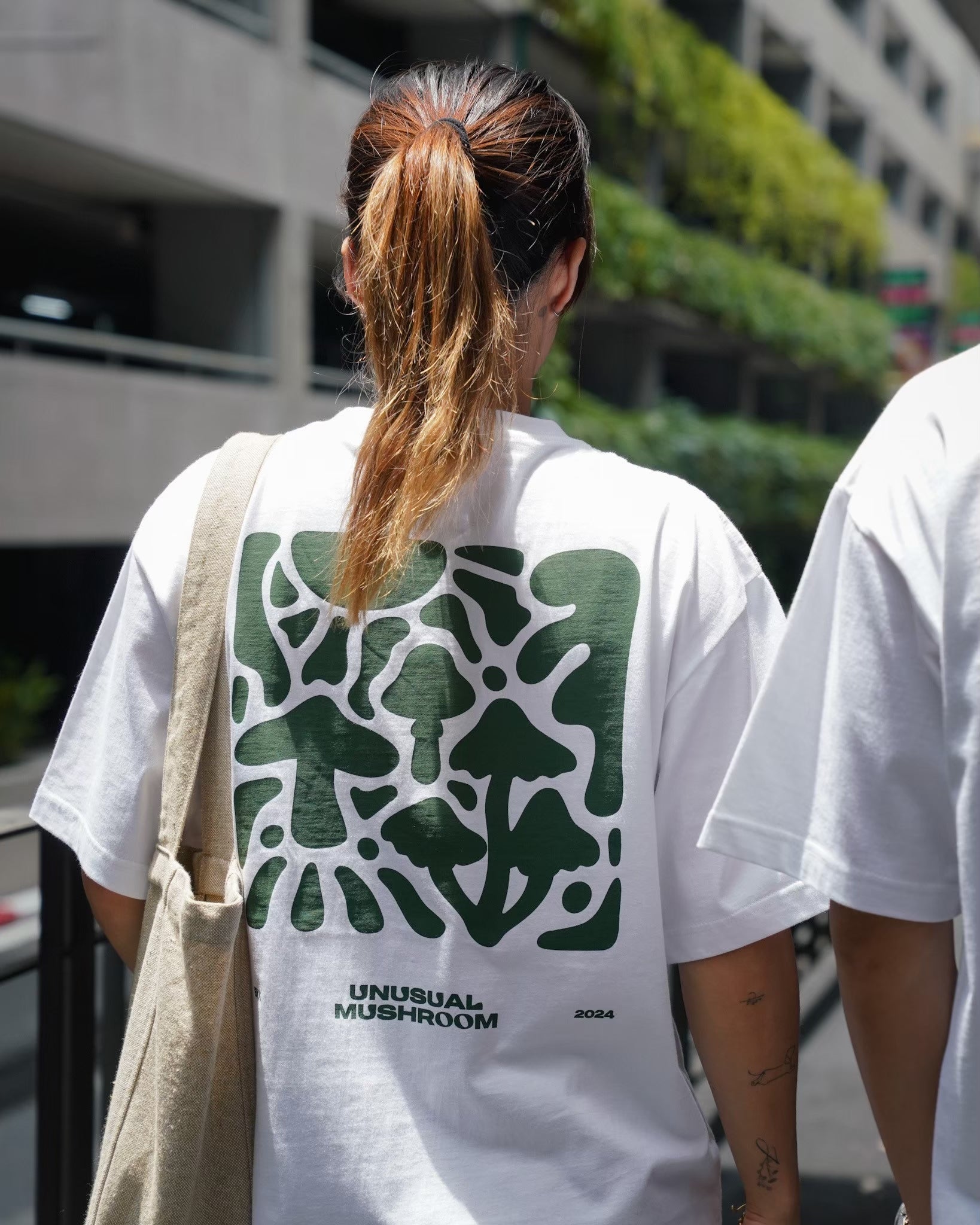 FUNGI GARDEN TEE